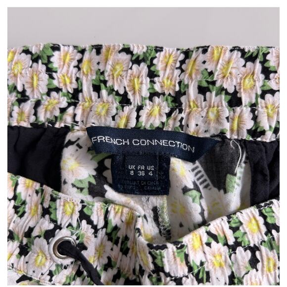 French connection women’s floral pants, size S - Picture 6 of 6